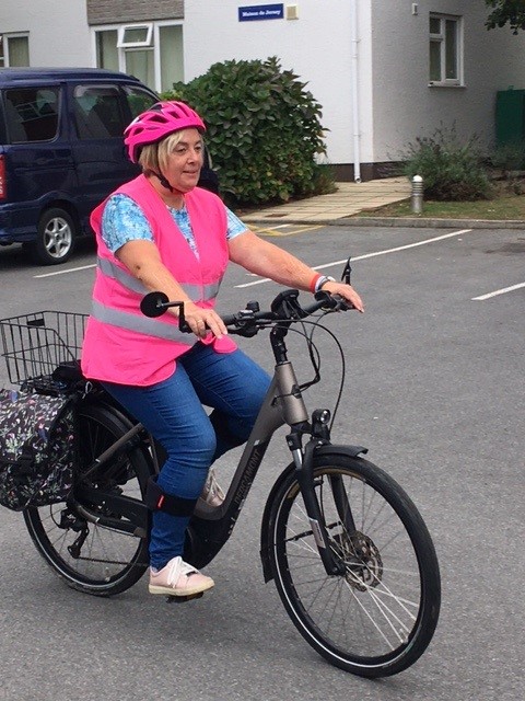 Sandra’s confidence builds thanks to adult cycling classes